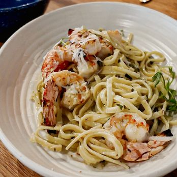 Salt Traders Zilker - Shrimp Scampi Linguine (lunch-only) - Seafood Near Me - Austin, Texas