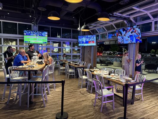 Sports & Social Cary by null