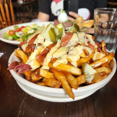 La Belle & La Boeuf - Burger Bar - Montréal - Sainte-Catherine O by null