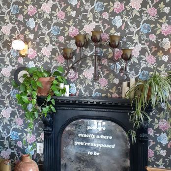 Finch - Cute floral decor and chandelier in the waiting area 4/7/24 - American Near Me - Wildomar, California