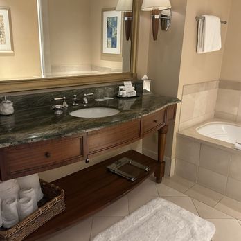 Mokara Hotel and Spa - Hotels Near Me - San Antonio, Texas Mokara Hotel and Spa - Hotels Near Me - San Antonio, Texas