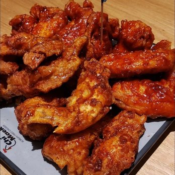 Chi Maek - Wings in spicy sauce and soy garlic - Korean Near Me - Coon Rapids, Minnesota