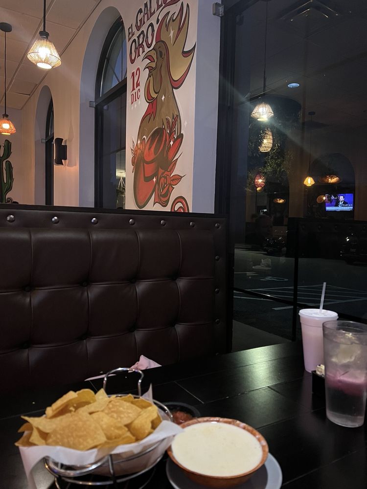 Aqui es Mexico Cocina Mexicana