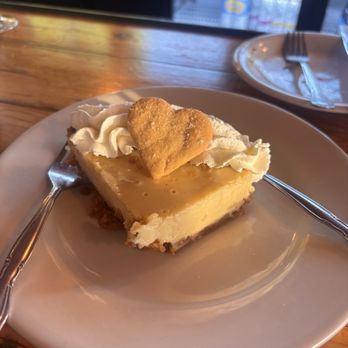 Farm Restaurant - Key lime pie ! - Comfort Food Near Me - Port Austin, Michigan Farm Restaurant - Key lime pie ! - Comfort Food Near Me - Port Austin, Michigan