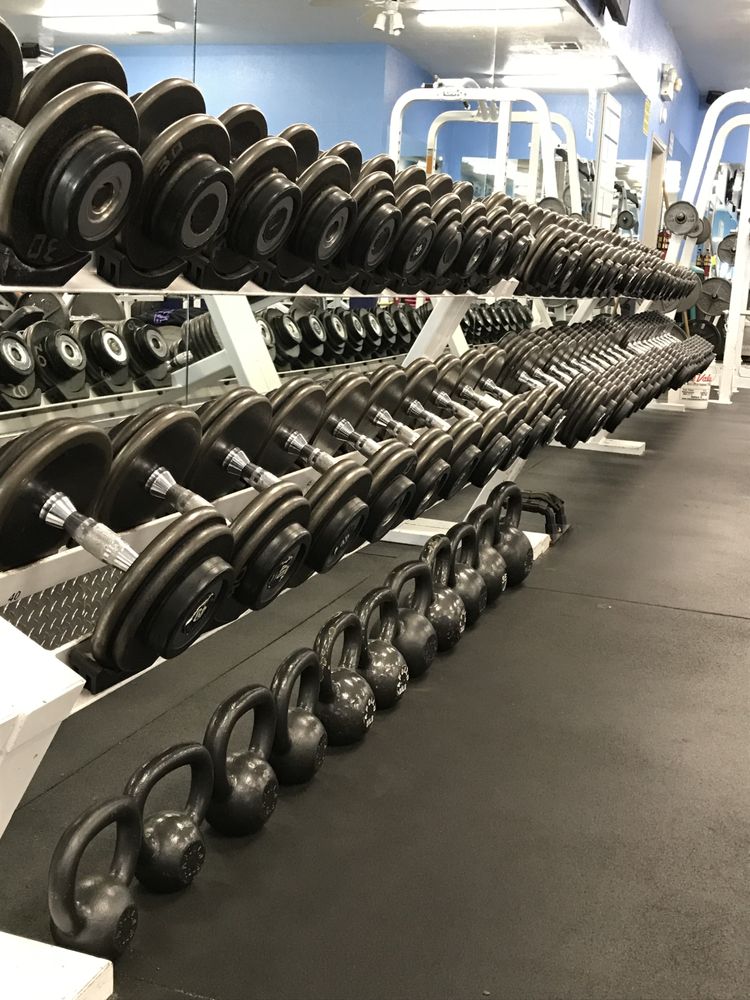 MOUNTAIN MUSCLE FITNESS CENTER Updated August 2024 34 Photos & 17