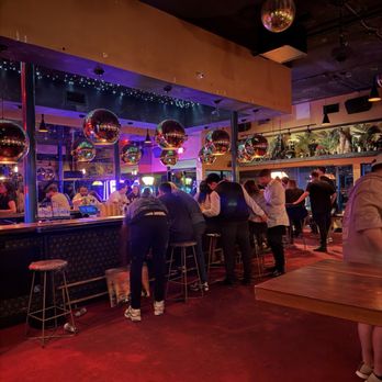 Mama Tried - Bar area - Pubs Near Me - Miami, Florida