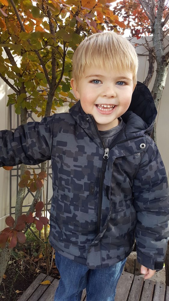 Home Away From Home Daycare - childcare center in Elgin, IL