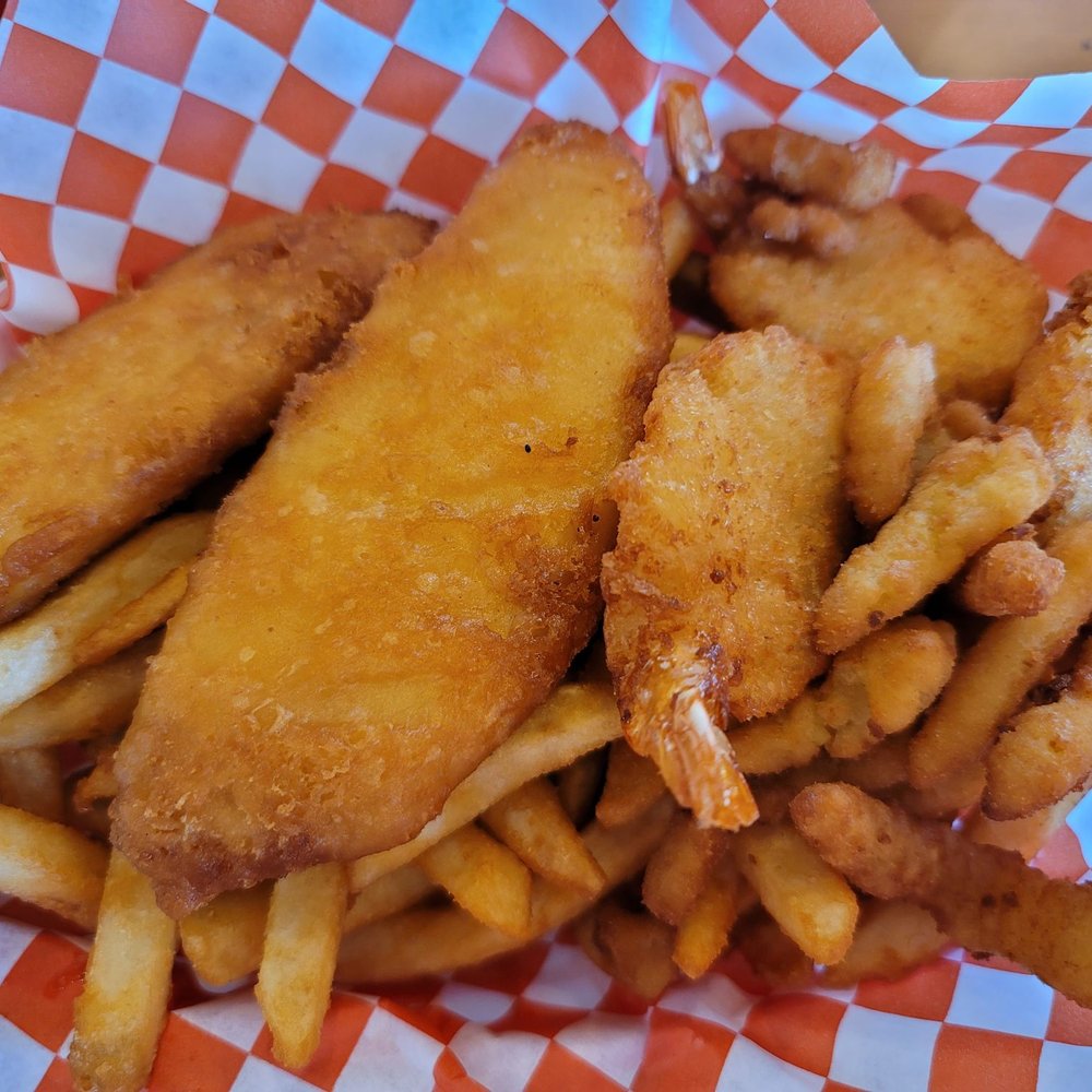 Pickle Time - Seafood platter: 2 cod, 2 shrimp, fried clams & fries - Burgers Near Me - Duvall, Washington Pickle Time - Seafood platter: 2 cod, 2 shrimp, fried clams & fries - Burgers Near Me - Duvall, Washington