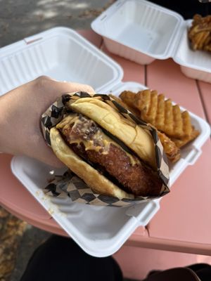 Grillbird Phinney by null