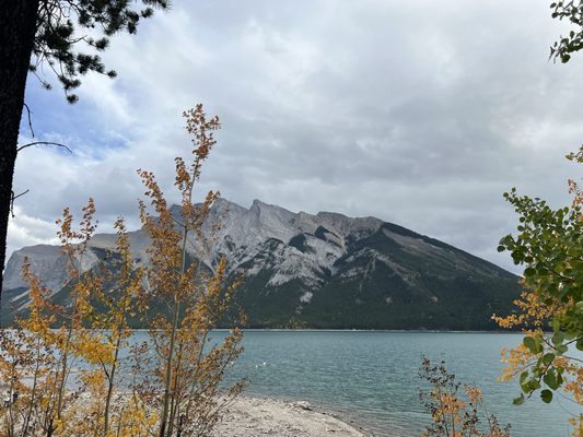 Lake Minnewanka by null