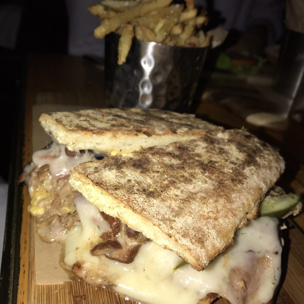 Craft 14 Kitchen + Bar - Cubano sandwich - Bars Near Me - Wilton, Connecticut