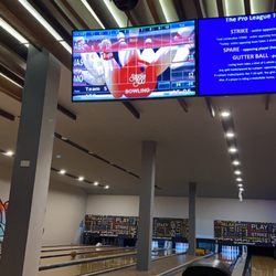 Studio 300 Bowling