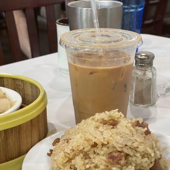 Dim 11 Congee Noodle House - Milk tea and Sticky rice - Cantonese Near Me - Edison, New Jersey