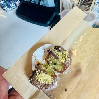 Lawadessa Cafe - Bakeries Near Me - Mansfield, Massachusetts