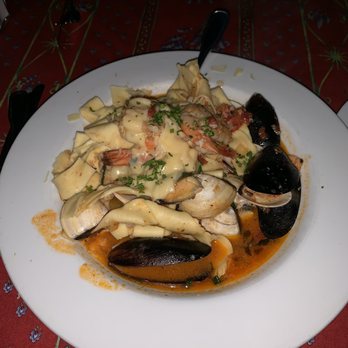 Tree House Cafe - Seafood pasta with empty Shells - Mediterranean Near Me - Carmel, California