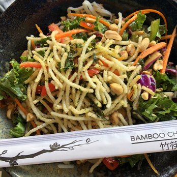 Puttshack - Vegetarian pad Thai - Mini Golf Near Me - Atlanta, Georgia