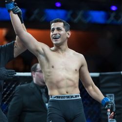 Elevation Academy - Local MMA fighter Erick Alvarado knocks his opponent out in the first 10 seconds