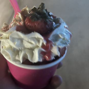 Coastal Cone - $12 for a small sundae - Ice Cream & Frozen Yogurt Near Me - Ventura, California Coastal Cone - $12 for a small sundae - Ice Cream & Frozen Yogurt Near Me - Ventura, California