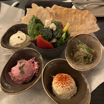 Violí Oakbrook - Breads and spreads - Greek Near Me - Oak Brook, Illinois Violí Oakbrook - Breads and spreads - Greek Near Me - Oak Brook, Illinois