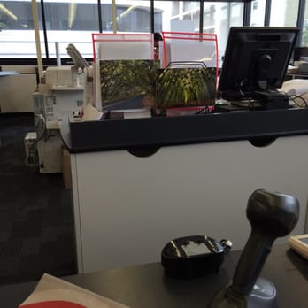 Staples - Employee in the back, ignoring me. - Shipping Centers Near Me - Los Angeles, California