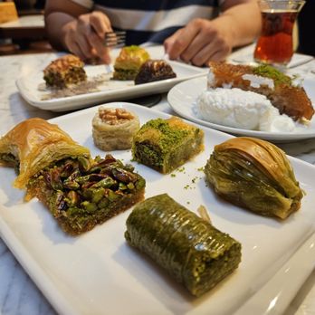 Karaköy Güllüoğlu - Bakeries Near Me - Istanbul, 34 Karaköy Güllüoğlu - Bakeries Near Me - Istanbul, 34