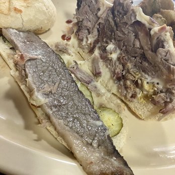 Collins River BBQ & Cafe - Cuban brisket w/ pulled pork - Barbeque Near Me - McMinnville, Tennessee