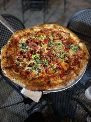 MTH Pizza by null