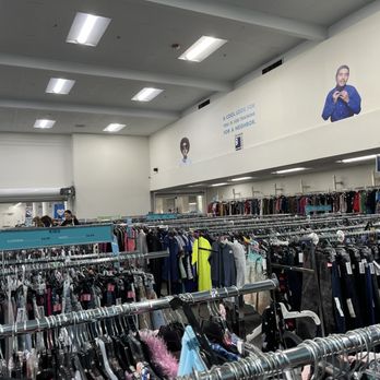 Goodwill Hawaii - Thrift Stores Near Me - Honolulu, Hawaii Goodwill Hawaii - Thrift Stores Near Me - Honolulu, Hawaii