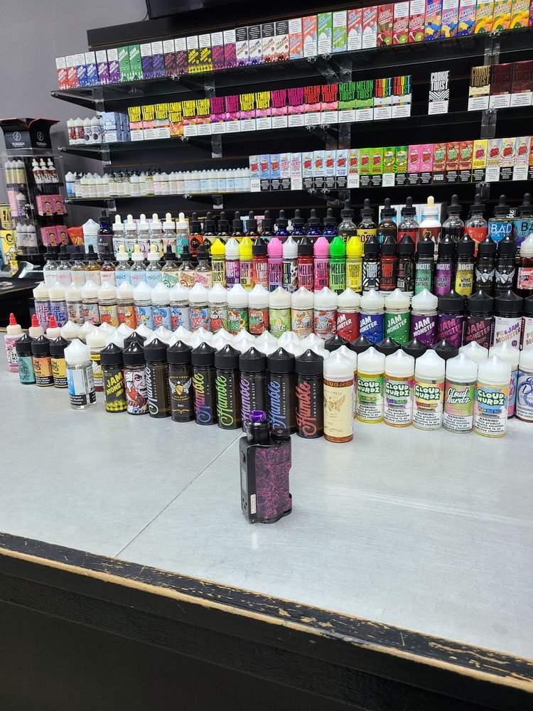 HOUSE OF VAPES Updated June 2024 17 Photos 4151 W Vine St