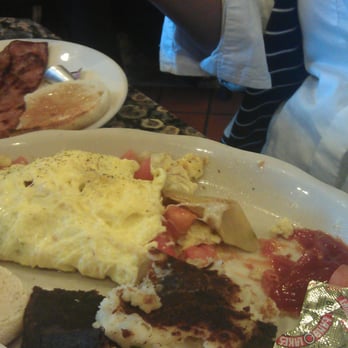 Ball Square Cafe - Breakfast & Brunch Near Me - Somerville, Massachusetts