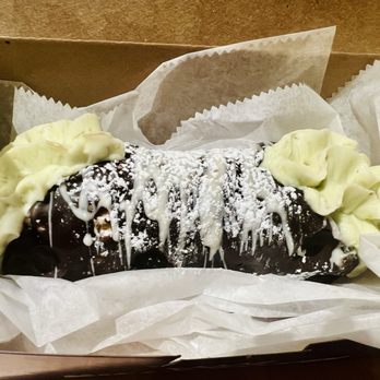 Mike’s Pastry - Close up of the Dubai chocolate cannoli - Bakeries Near Me - Boston, Massachusetts Mike’s Pastry - Close up of the Dubai chocolate cannoli - Bakeries Near Me - Boston, Massachusetts
