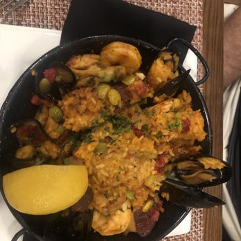 El Farol Restaurant - Paella el Farol - Spanish Near Me - Santa Fe, New Mexico