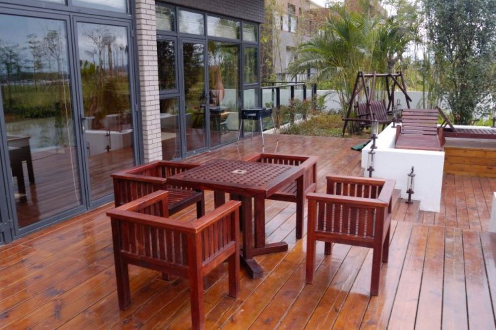 Slide of Timothy Vogt