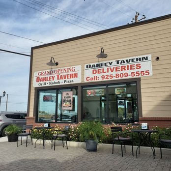 Oakley Tavern - Clean and spacious outdoor space - Kebab Near Me - Oakley, California