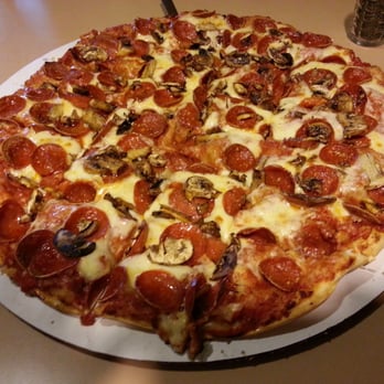 Tommy's Pizza - The BEST, pepperoni and mushroom Tommy's pizza at Dublin restaurant - Pizza Near Me - Dublin, Ohio Tommy's Pizza - The BEST, pepperoni and mushroom Tommy's pizza at Dublin restaurant - Pizza Near Me - Dublin, Ohio