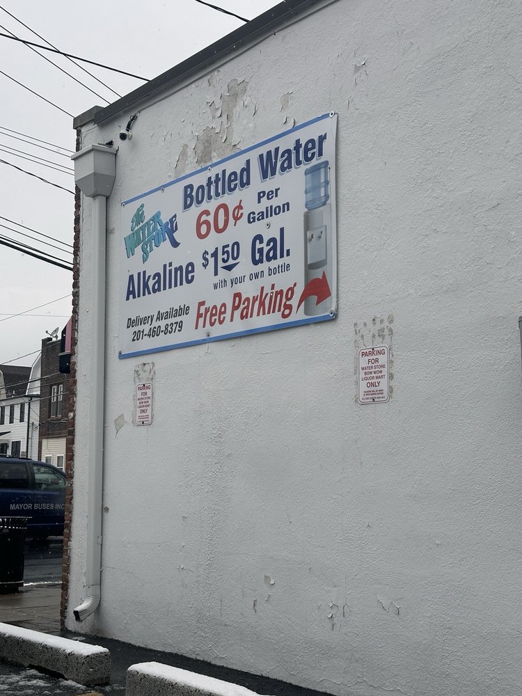 The Water Store By BELLAQUA Logo