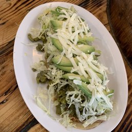 Huevo En Salsa Verde