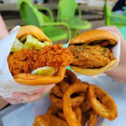 Nashville Hot Chicken, Lou's Lowcountry, Onion Rings