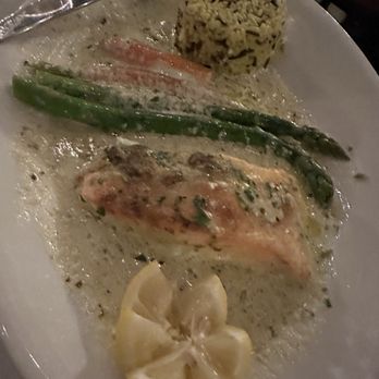 Bacquet's Restaurant - Salmon with extra tasty garlic butter sauce - French Near Me - Eagle, Idaho