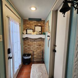 A Twilight Massage - Entrance
