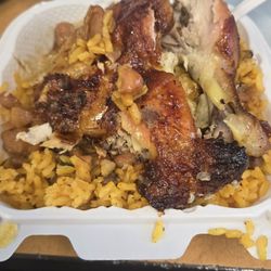 La Isla Cuchifrito - Mini lunch to go lunch special.