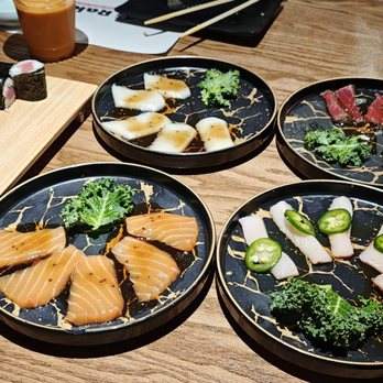 Raku Sushi Hibachi AYCE Buffet - Seared white tuna. Pepper tuna. Yellowtail Jalapeno. Salmon Carpaccio. - Japanese Near Me - Duluth, Georgia