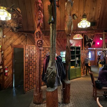 Grizzly House - Interior - Fondue Near Me - Banff, Alberta