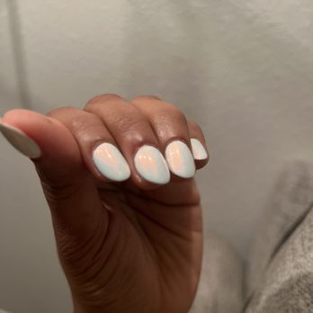 Elite Nail - Swollen finger (middle) - Nail Salons Near Me - Santa Clara, California Elite Nail - Swollen finger (middle) - Nail Salons Near Me - Santa Clara, California