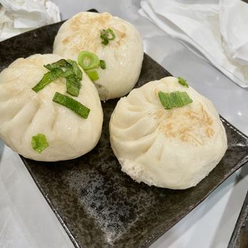 Kapiolani Seafood Restaurant - Onion Pan Fried Bun - Dim Sum Near Me - Honolulu, Hawaii