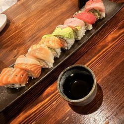 Ahi Ahi Sushi Bar & Grill