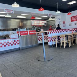 Five Guys - Front