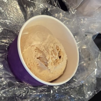 Red Circle Ice Cream - Pearland - ice cream to go - Desserts Near Me - Pearland, Texas
