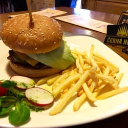 Kiosek U Staré lanovky - Dobrej burgr :)