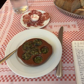 La Fontaine de Mars - Escargot - French Near Me - Paris, 75 La Fontaine de Mars - Escargot - French Near Me - Paris, 75